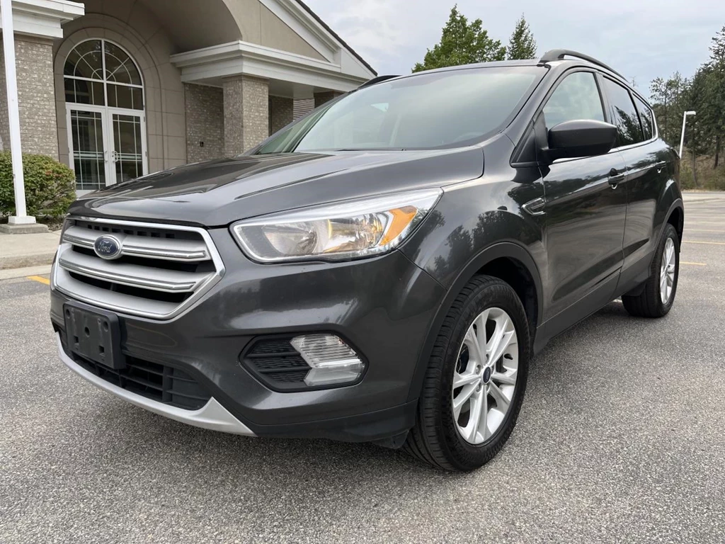 Used 2018 Ford ESCAPE SE FWD