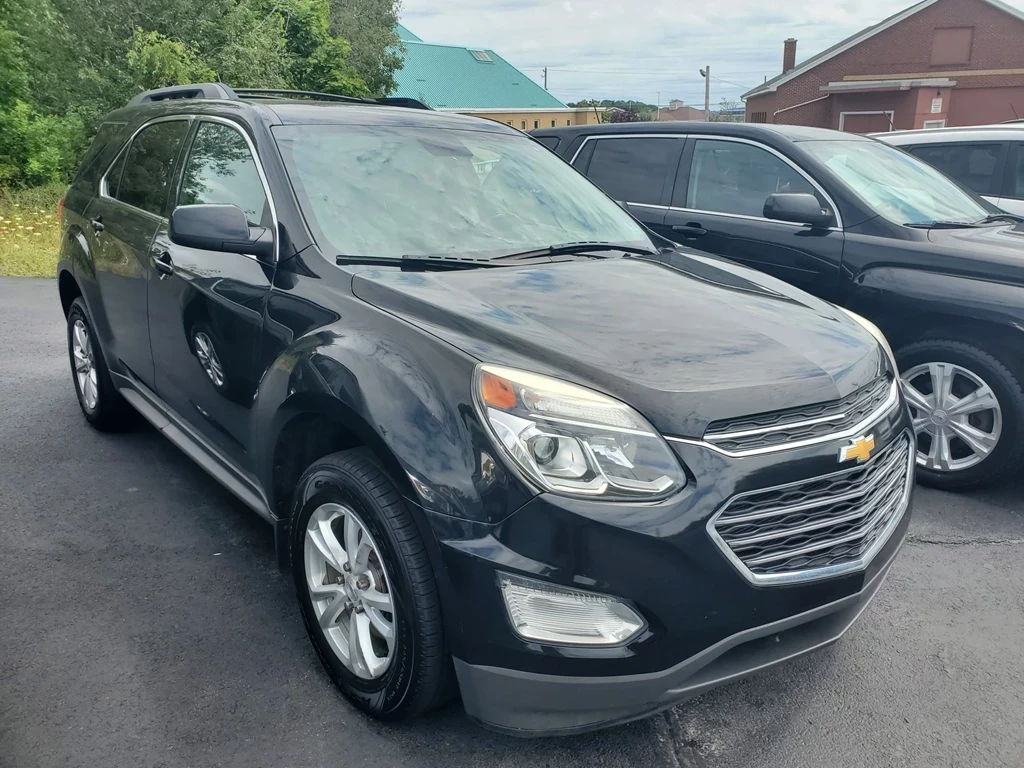 Used 2017 Chevrolet EQUINOX LT 