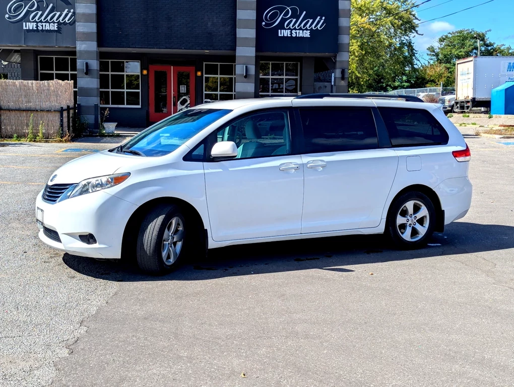 Used 2011 Toyota SIENNA LE 