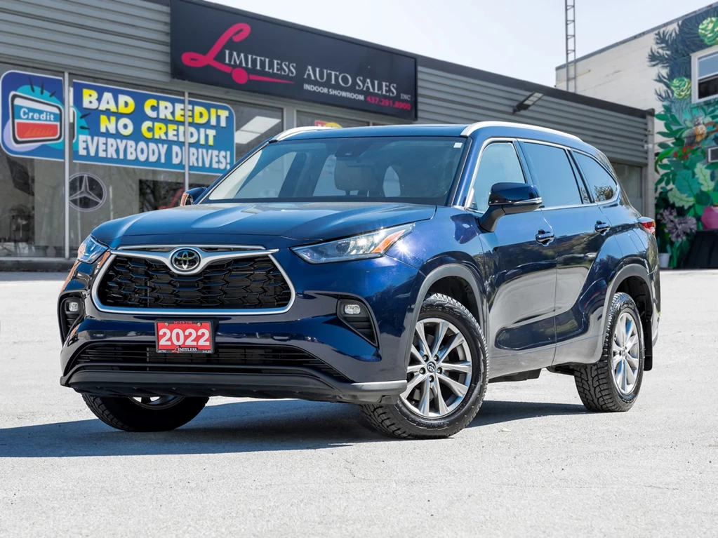 Used 2022 Toyota HIGHLANDER XLE AWD 