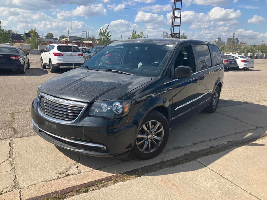 Used 2016 Chrysler TOWN & COUNTRY 4DR WGN S 