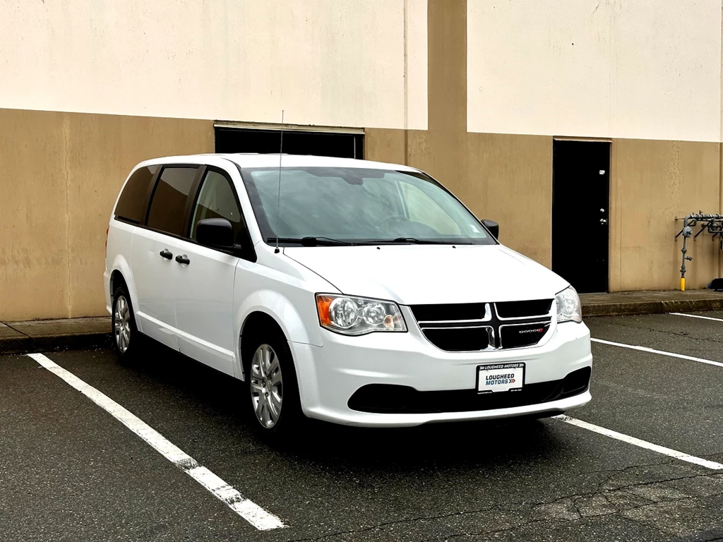Used 2019 Dodge GRAND CARAVAN SE 