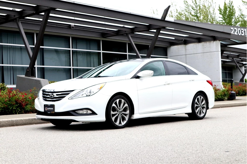 Used 2014 Hyundai SONATA LIMITED - LEATHER / GLASS ROOF 