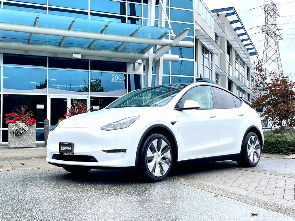 Used 2021 Tesla MODEL Y LONG RANGE DUAL MOTOR - NO ACCIDET 