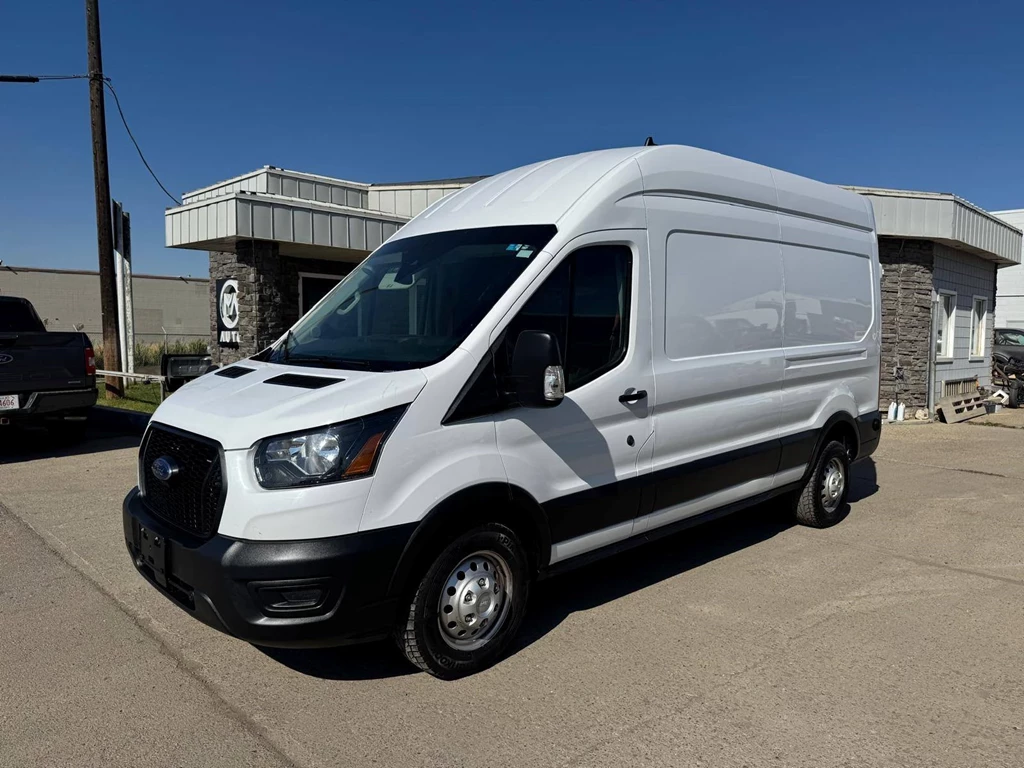 Used 2023 Ford TRANSIT AWD 