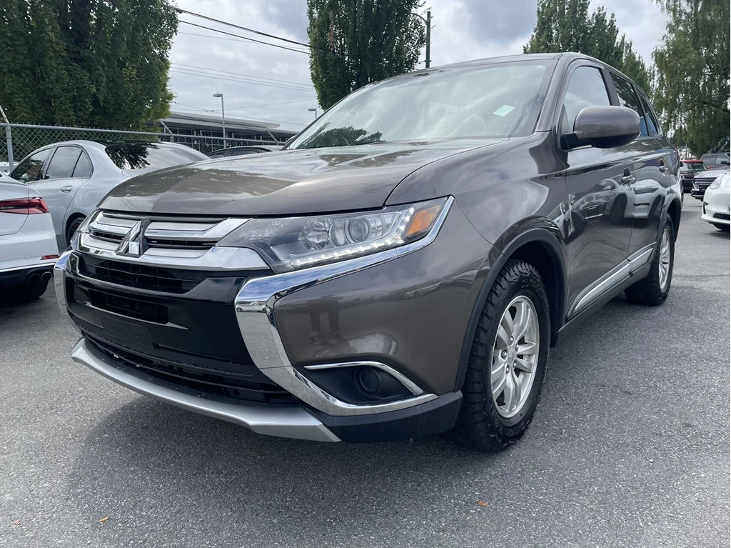 Used 2018 Mitsubishi OUTLANDER ES AWC IN MAPLE RIDGE 