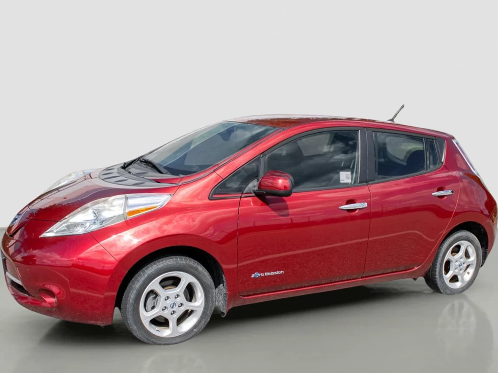 Used 2013 Nissan LEAF SV - NAVIGATION IN MAPLE RIDGE 