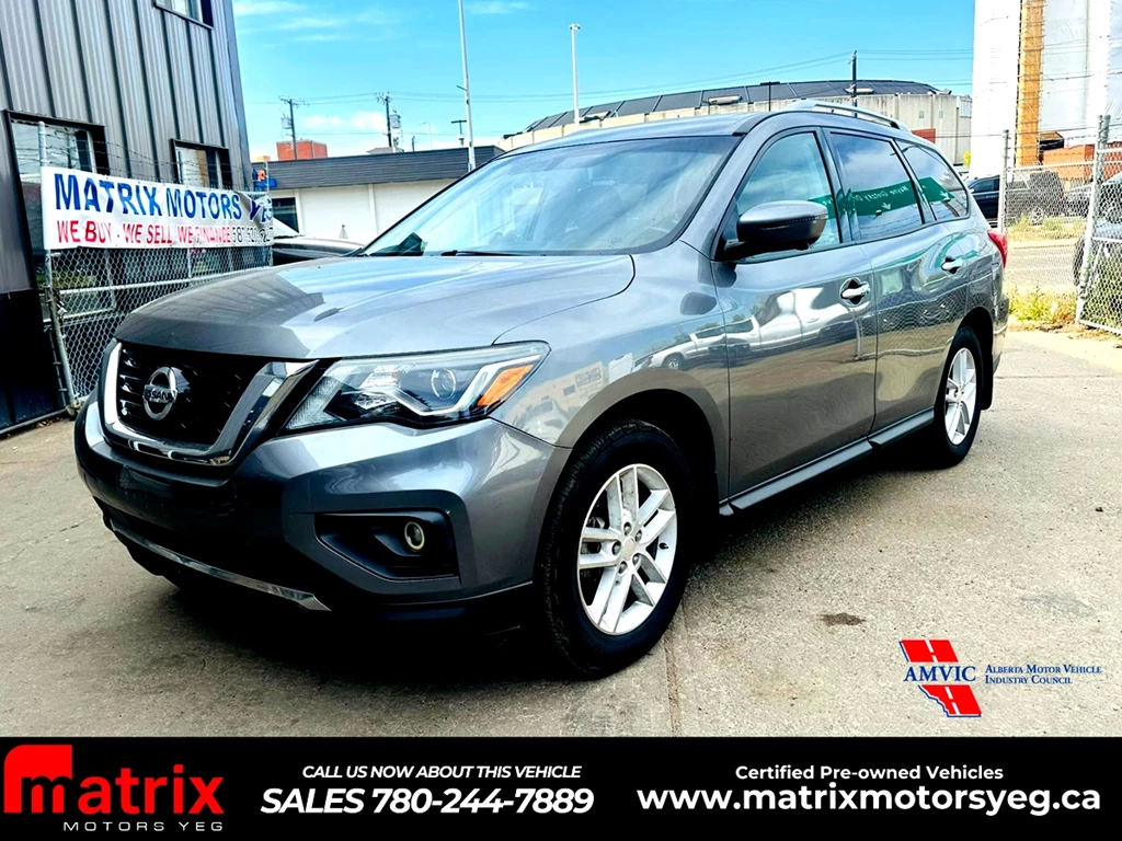 Used 2017 Nissan PATHFINDER SL AWD 