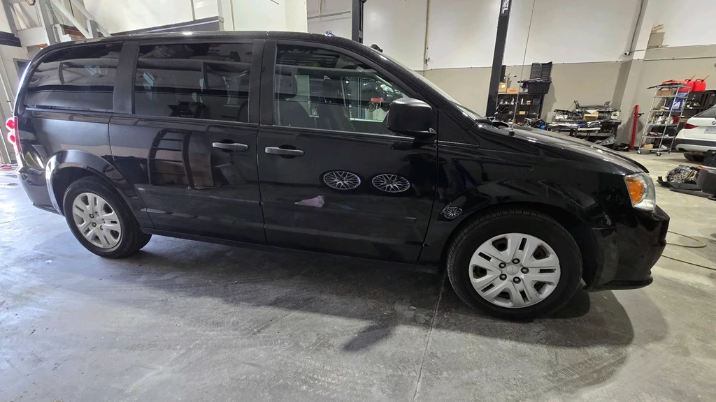 Used 2016 Dodge GRAND CARAVAN FWD 
