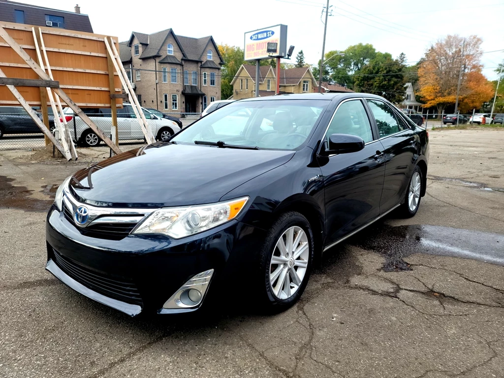 Used 2012 Toyota CAMRY HYBRID XLE 