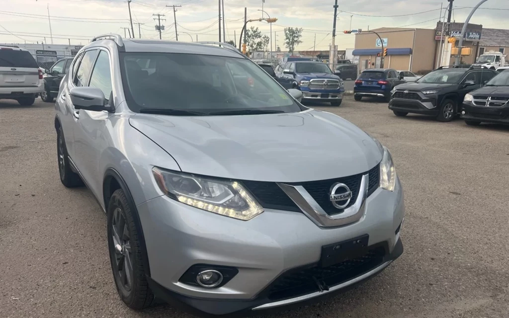 Used 2016 Nissan ROGUE SL 