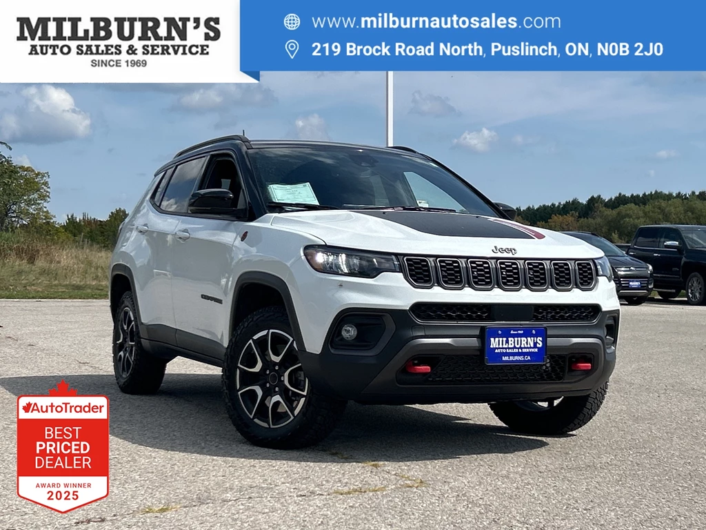 Used 2025 Jeep COMPASS TRAILHAWK 4X4 | NAV. | PANO ROOF | HEAT 