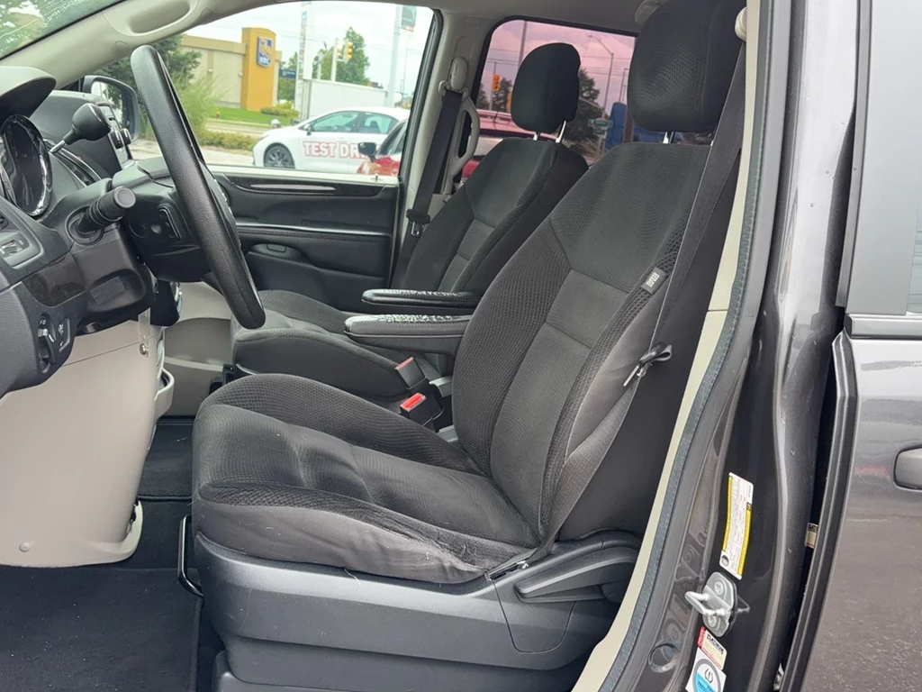 Used 2019 Dodge GRAND CARAVAN FWD 