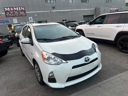 Used 2014 Toyota PRIUS C F 