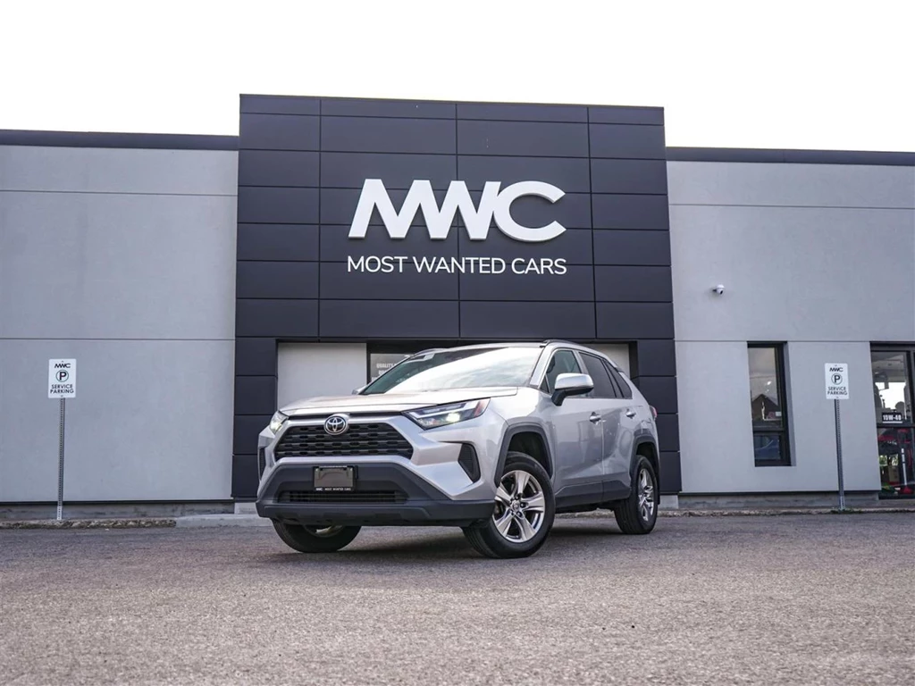 Used 2023 Toyota RAV4 XLE AWD | NO ACCIDENTS | 8 SERVICE RECORDS | SUNROOF