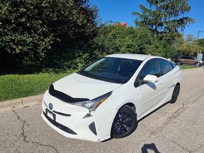 Used 2018 Toyota PRIUS FWD 