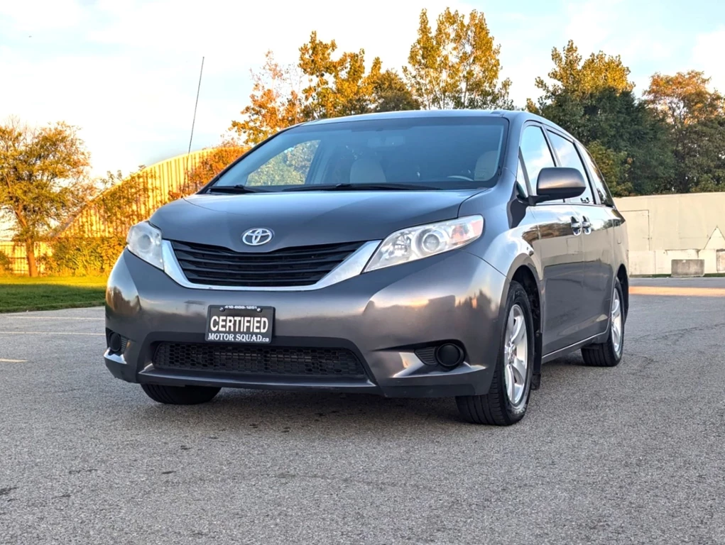 Used 2011 Toyota SIENNA FWD 