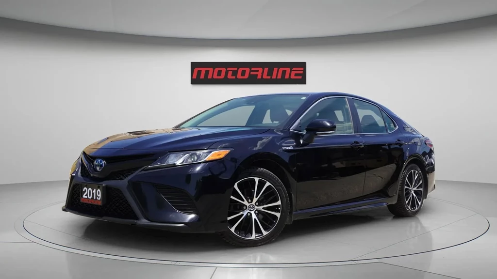 Used 2019 Toyota CAMRY HYBRID 