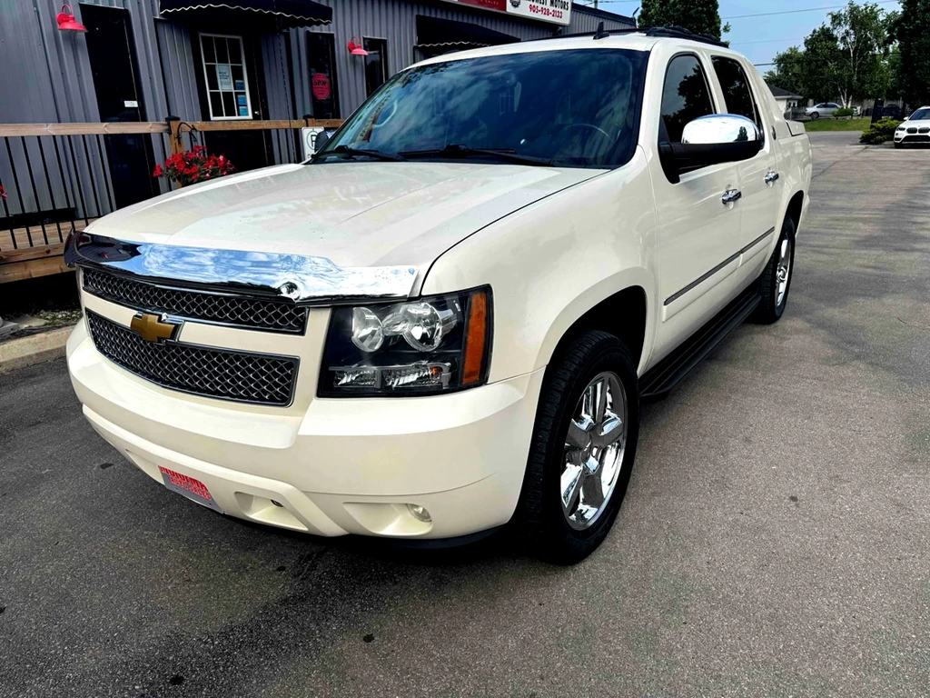 Used 2013 Chevrolet AVALANCHE LTZ 