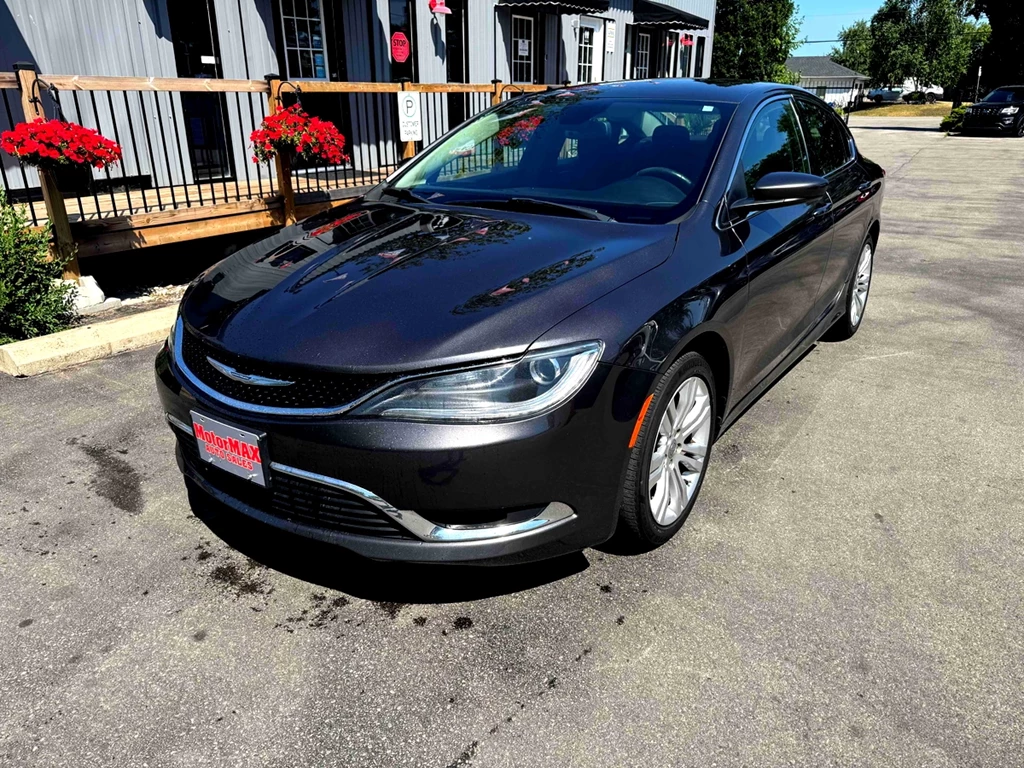 Used 2015 Chrysler 200 LIMITED 
