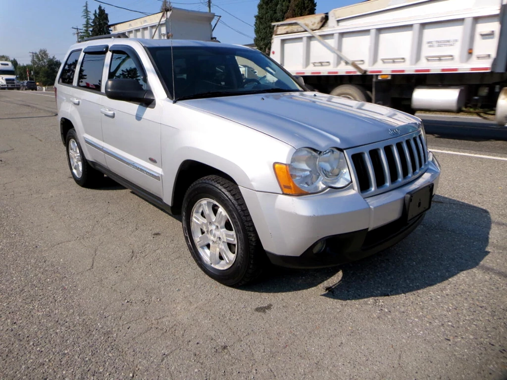 Used 2010 Jeep GRAND CHEROKEE 