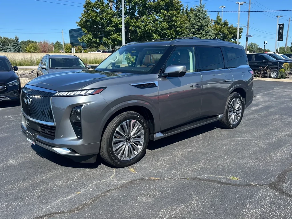 Used 2025 Infiniti QX80 SENSORY 