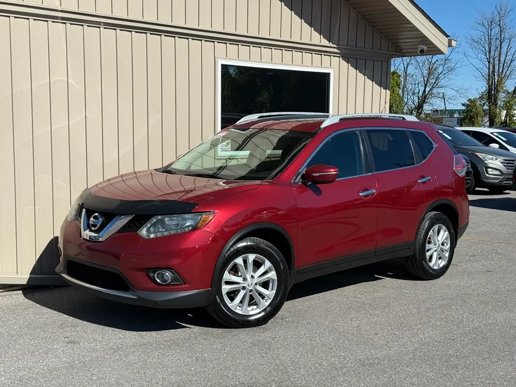 Used 2015 Nissan ROGUE SV 