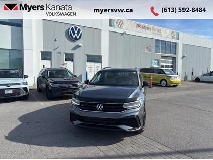 Used 2023 Volkswagen TIGUAN Comfortline R-Line Black Edition