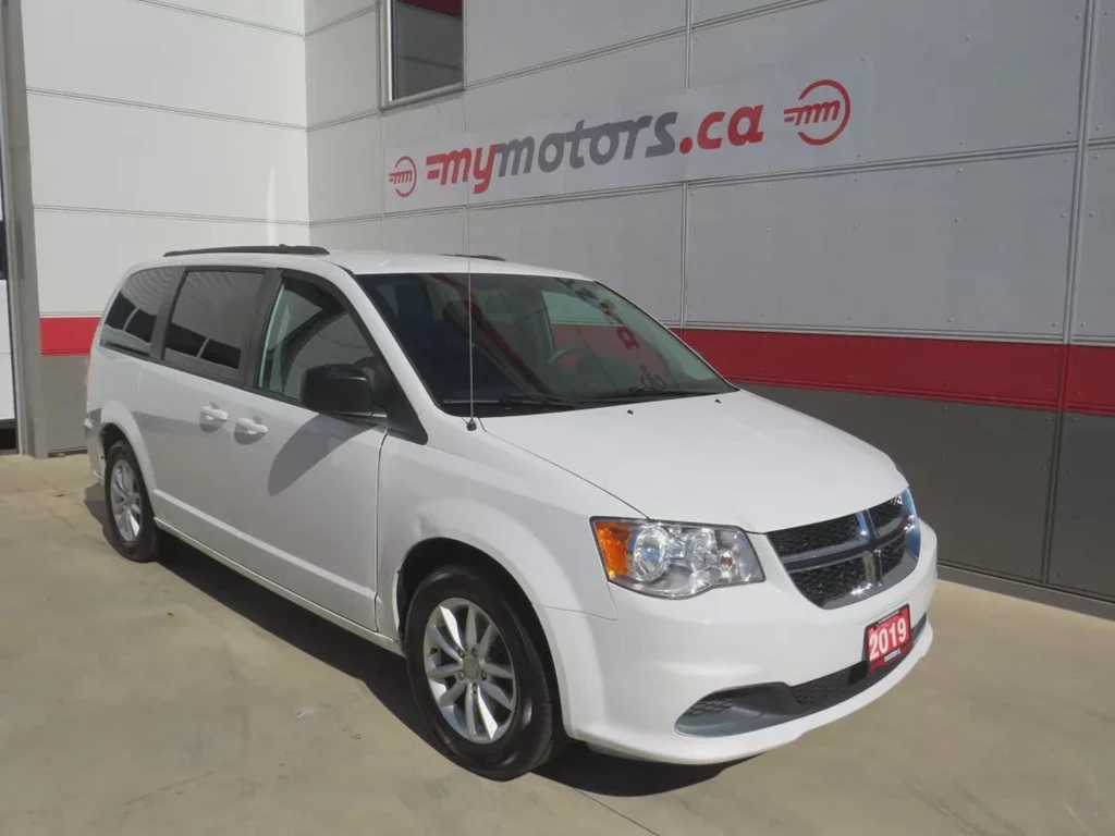 Used 2019 Dodge GRAND CARAVAN SXT (**SAFETY/CERTIFIED!!**7 PASSENGER!!**DVD ENTERTAINMENT SYSTEM!!**TINTS**ALLOY RIMS**STOW&GO ...