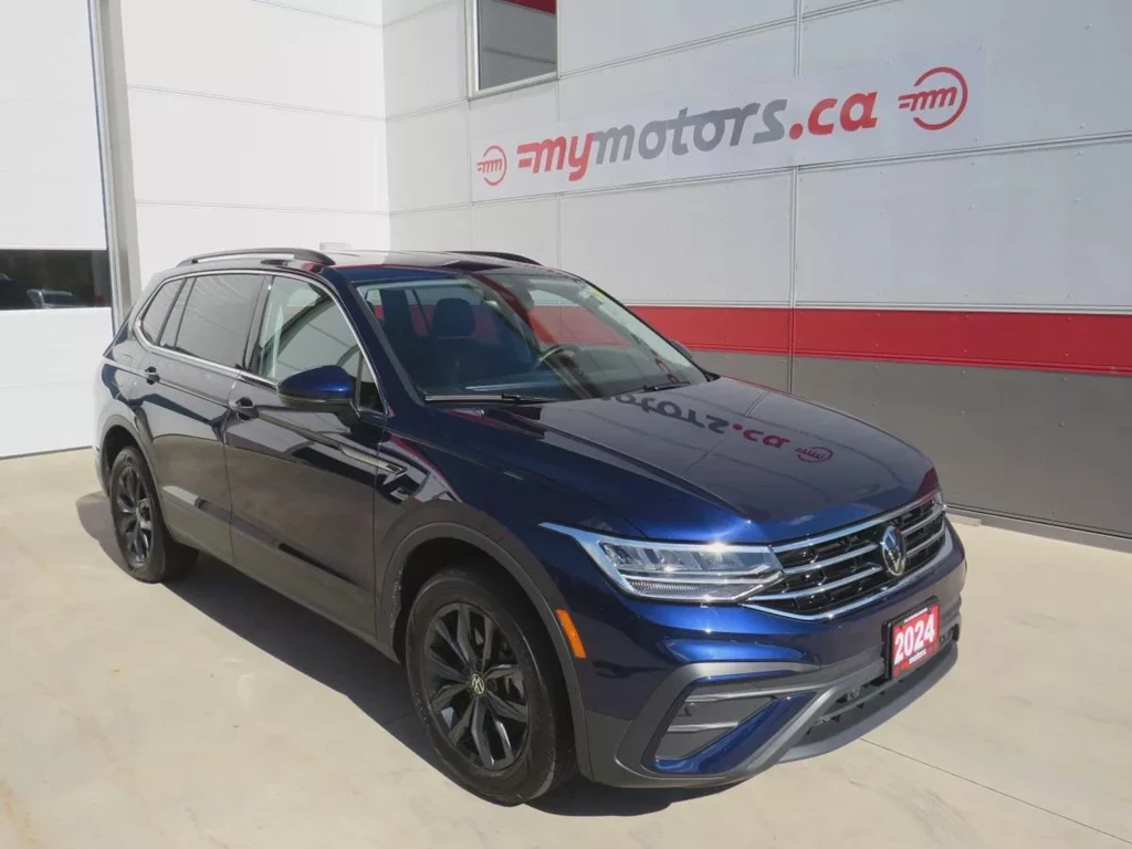 Used 2024 Volkswagen TIGUAN Comfortline (**LOW KM!!**CLEAN TITLE/NO ACCIDENTS!!**SAFETY/CERTIFIED!!**AWD**ALLOY RIMS**LEATHER...