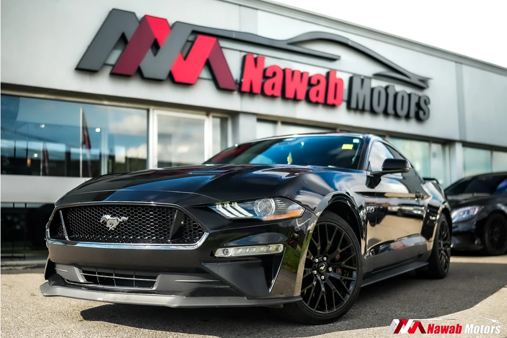 Used 2021 Ford MUSTANG RWD 