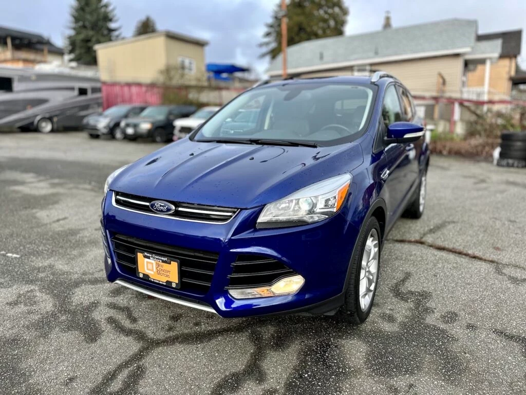 Used 2013 Ford ESCAPE TITANIUM 4WD 
