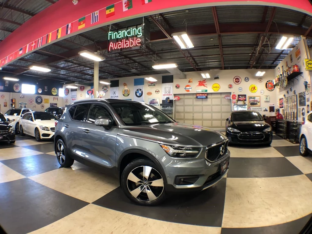 Used 2019 Volvo XC40 MOMENTUM T5 AWD LEATHER PAN/ROOF B/SPOT CARPLAY