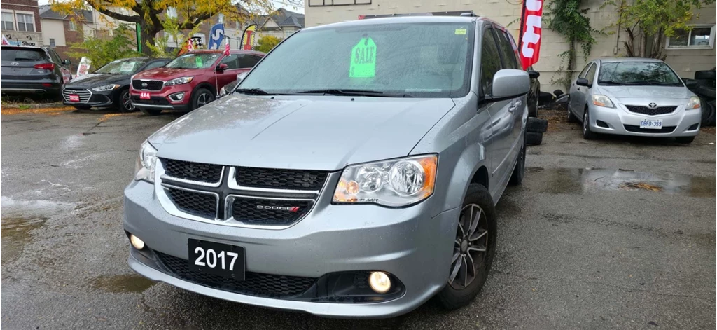 Used 2017 Dodge GRAND CARAVAN F 