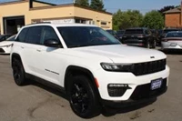 Used 2023 Jeep GRAND CHEROKEE 