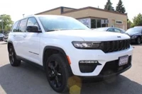 Used 2023 Jeep GRAND CHEROKEE 