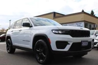 Used 2023 Jeep GRAND CHEROKEE 