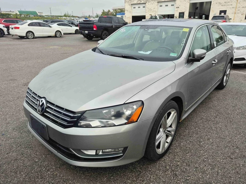 Used 2013 Volkswagen PASSAT SEL