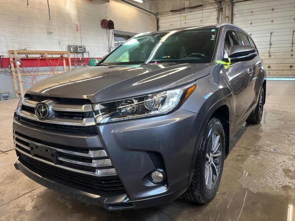 Used 2018 Toyota HIGHLANDER 