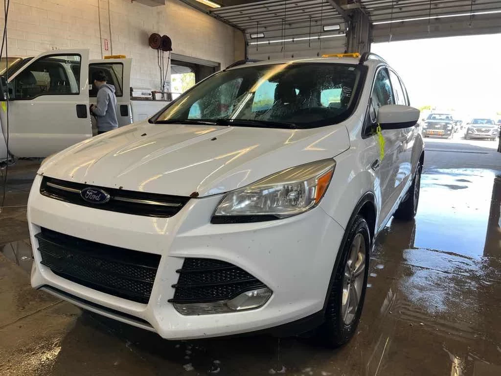 Used 2014 Ford ESCAPE SE