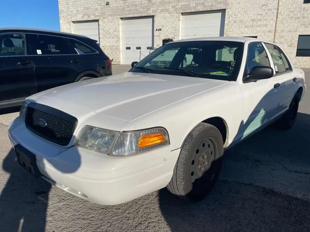 Used 2010 Ford CROWN VICTORIA POL
