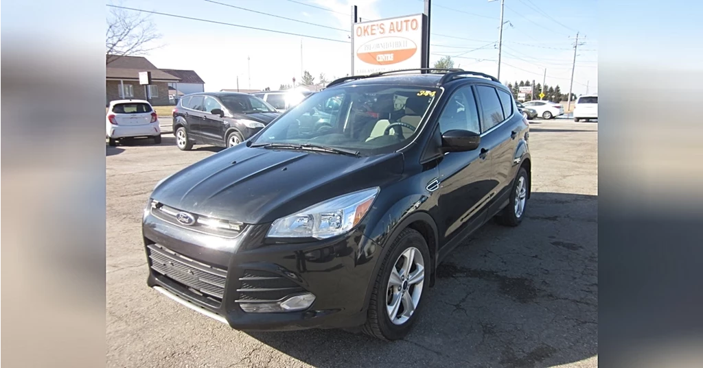 Used 2015 Ford ESCAPE 4WD 4dr SE