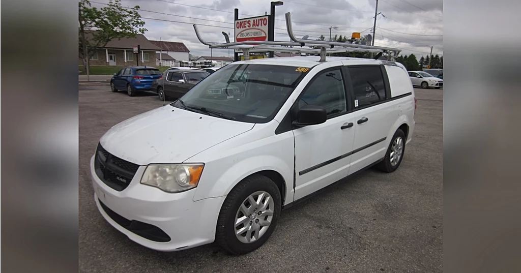Used 2014 RAM C/V TRADESMAN 119" WB