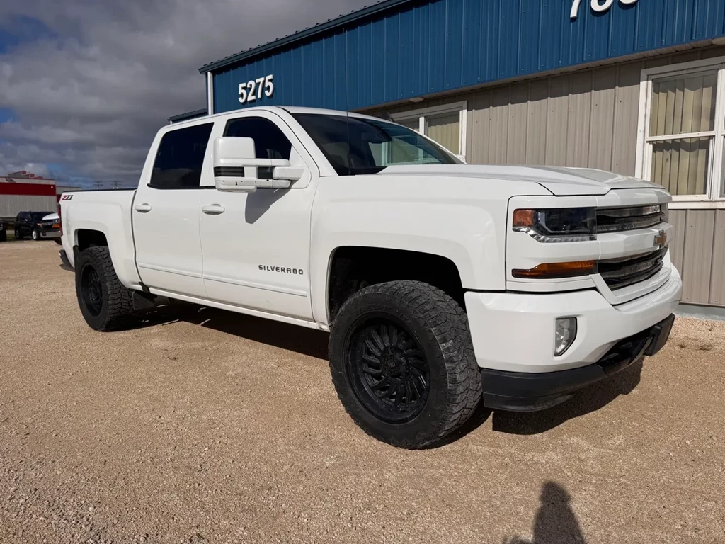Used 2018 Chevrolet SILVERADO 1500 LT 