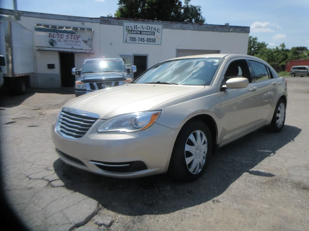 Used 2014 Chrysler 200 LX 