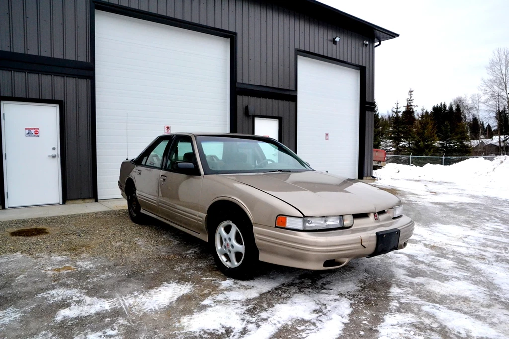 Used 1997 Oldsmobile CUTLASS SUPREME SL SERIES I SEDAN 