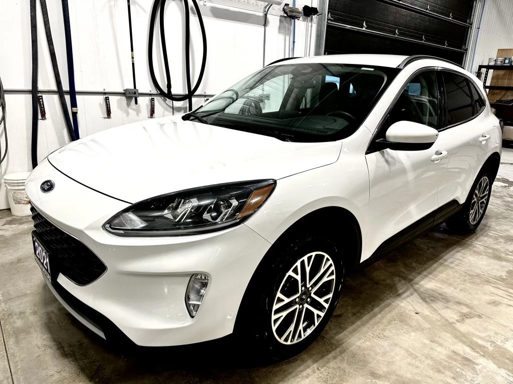 Used 2021 Ford ESCAPE SEL AWD 