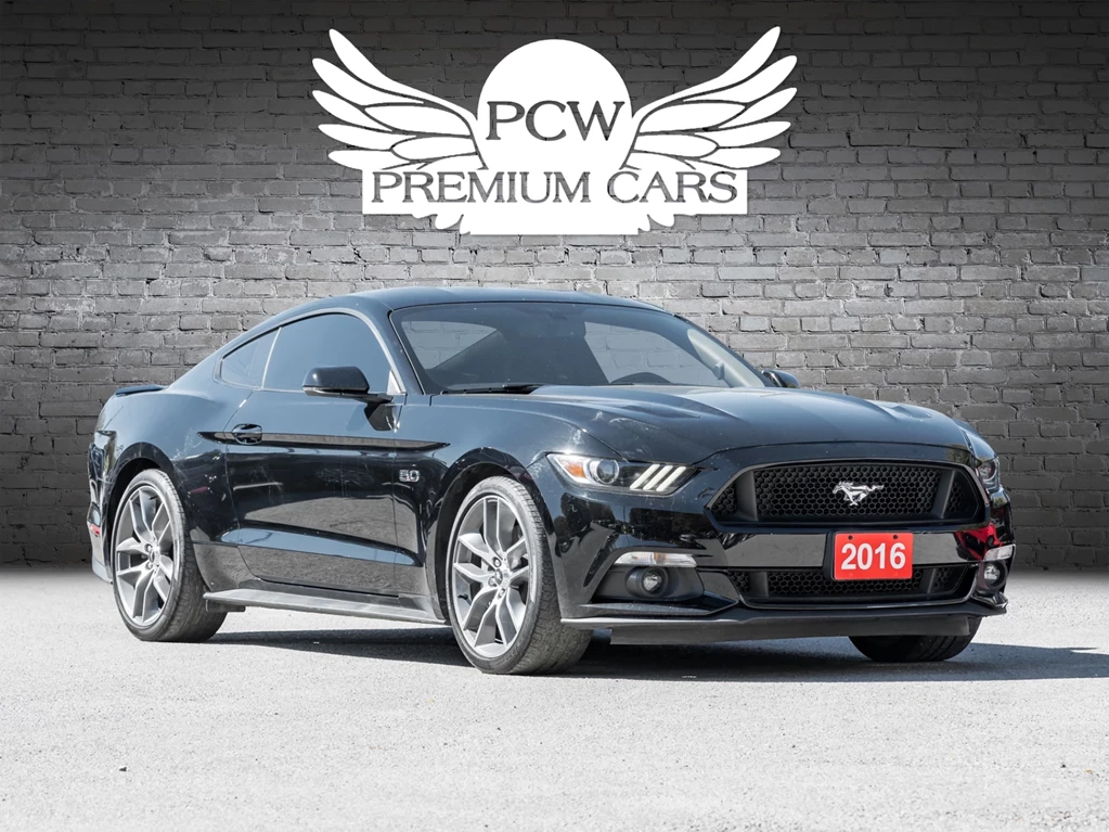 Used 2016 Ford MUSTANG RWD 