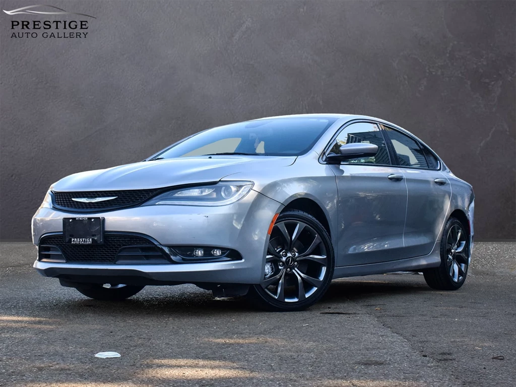 Used 2015 Chrysler 200 F 