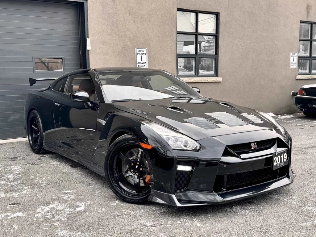 Used 2019 Nissan GT-R 